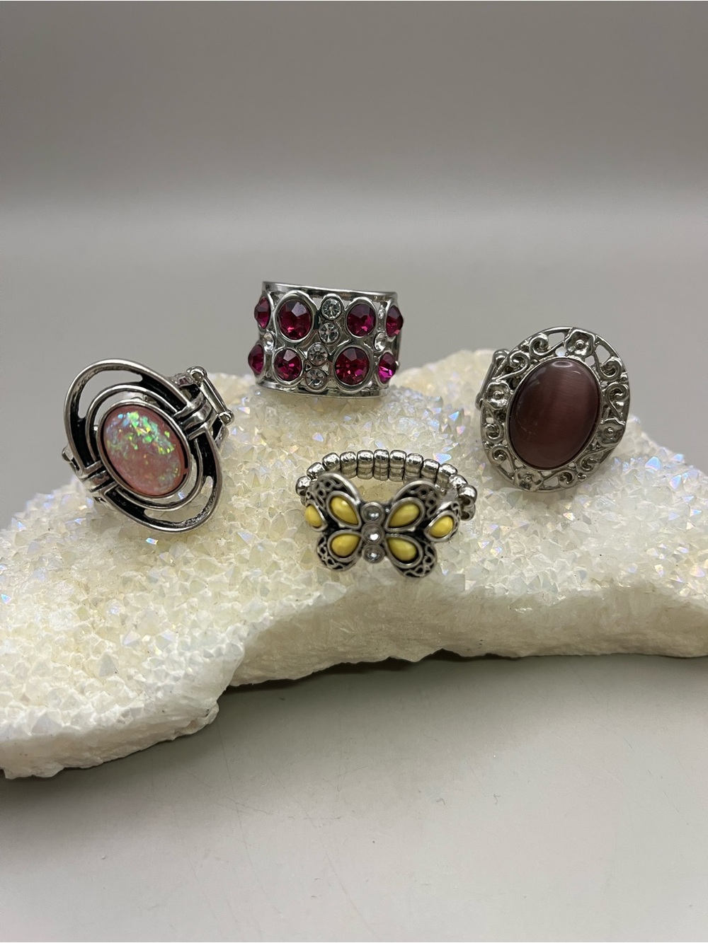 Lot of 4 Silver Tone Stretch Rings Statement Cocktail Ring Bundle